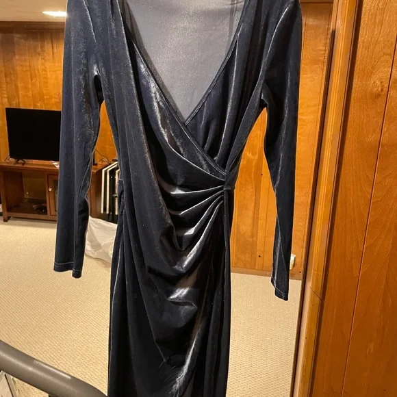 Worn one time. blue / dark teal velvet dress long sleeve. Slit on bottom. - Picture 2 of 3